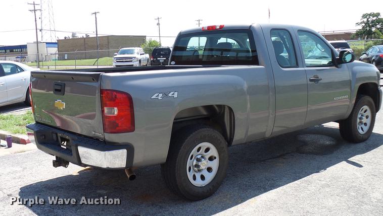image for item DD5278 2012 Chevrolet Silverado 1500 Ext. Cab pickup truck