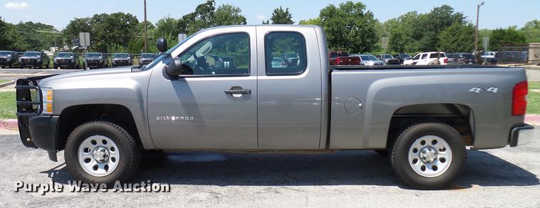image for item DD5278 2012 Chevrolet Silverado 1500 Ext. Cab pickup truck