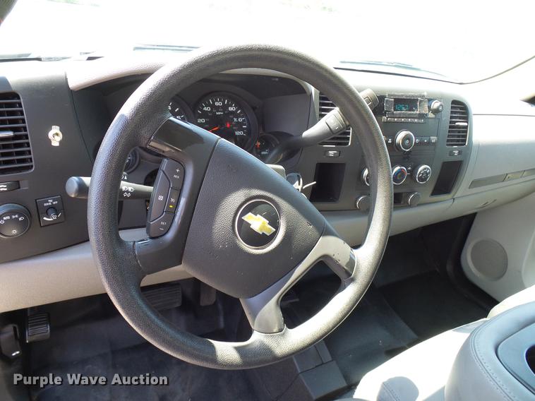 image for item DD5278 2012 Chevrolet Silverado 1500 Ext. Cab pickup truck