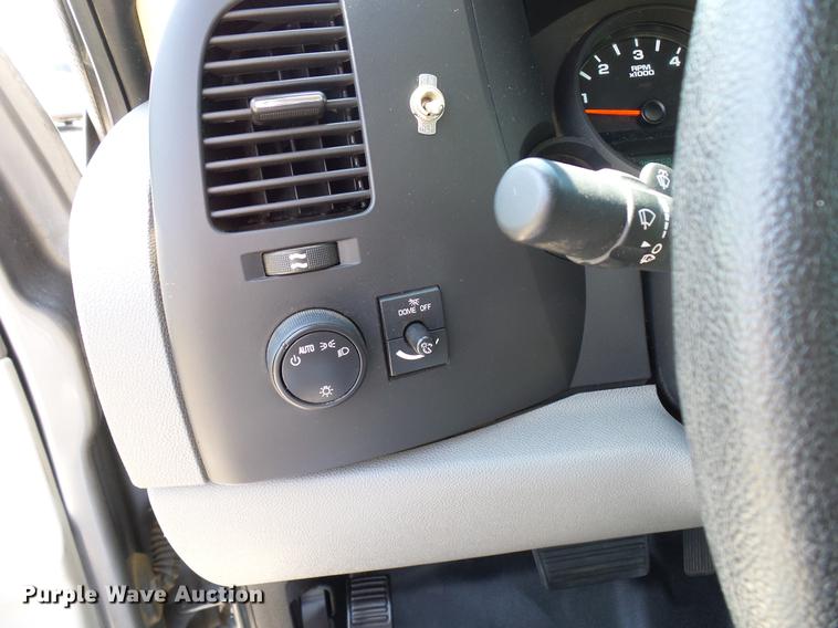 image for item DD5278 2012 Chevrolet Silverado 1500 Ext. Cab pickup truck