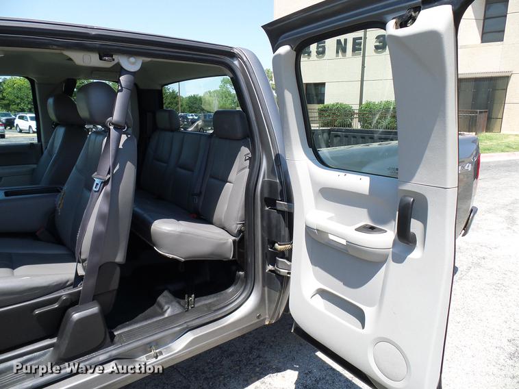 image for item DD5278 2012 Chevrolet Silverado 1500 Ext. Cab pickup truck