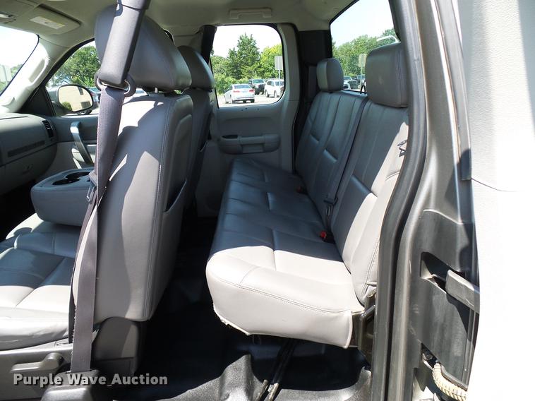 image for item DD5278 2012 Chevrolet Silverado 1500 Ext. Cab pickup truck
