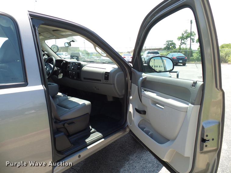 image for item DD5278 2012 Chevrolet Silverado 1500 Ext. Cab pickup truck