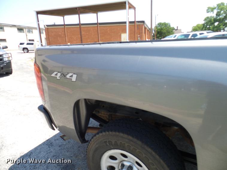image for item DD5278 2012 Chevrolet Silverado 1500 Ext. Cab pickup truck