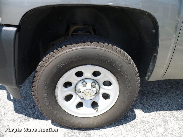 image for item DD5278 2012 Chevrolet Silverado 1500 Ext. Cab pickup truck