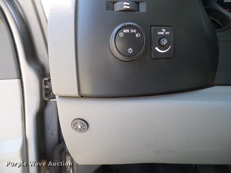 image for item DD5279 2013 Chevrolet Silverado 1500 Ext. Cab pickup truck