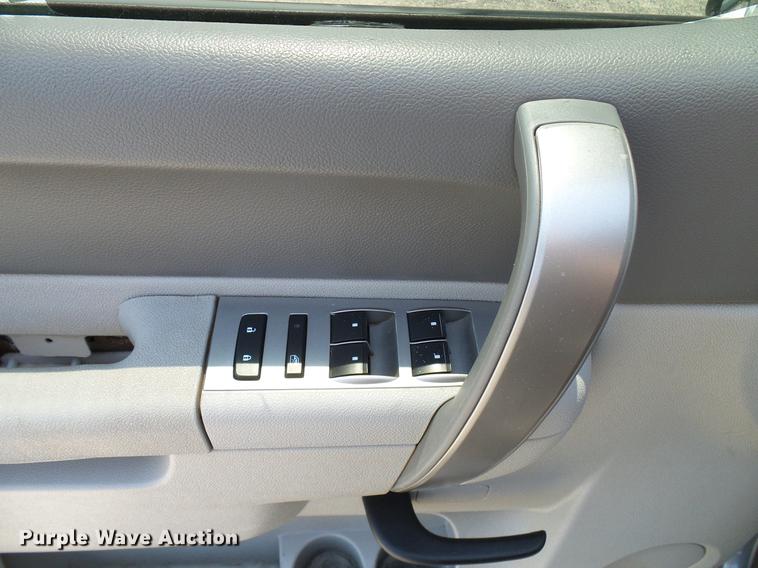 image for item DD5279 2013 Chevrolet Silverado 1500 Ext. Cab pickup truck