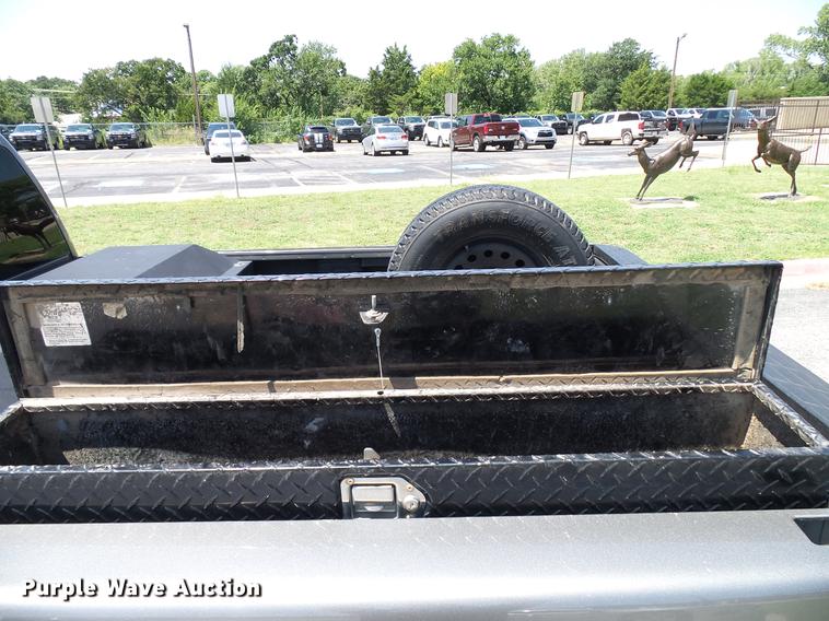 image for item DD5279 2013 Chevrolet Silverado 1500 Ext. Cab pickup truck