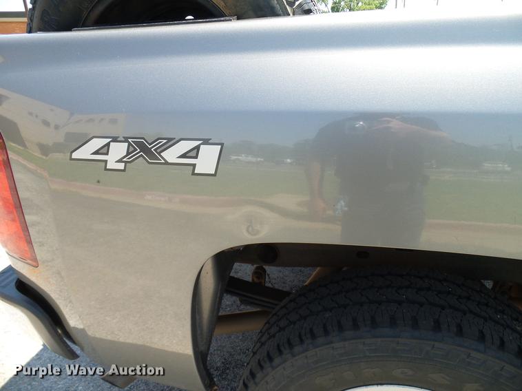 image for item DD5279 2013 Chevrolet Silverado 1500 Ext. Cab pickup truck