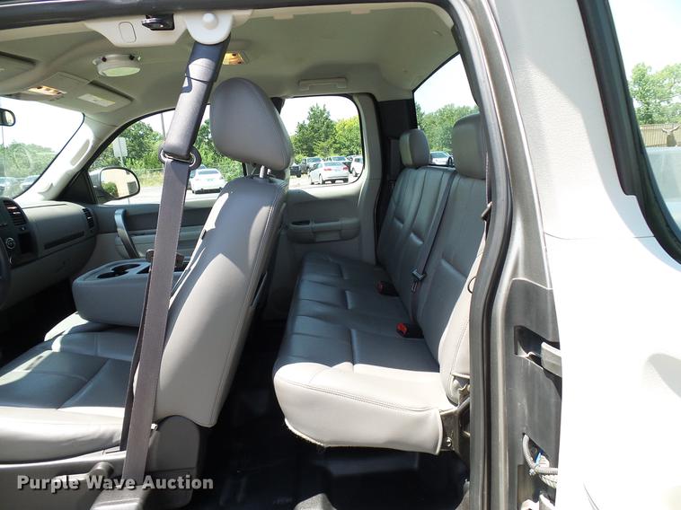 image for item DD5280 2013 Chevrolet Silverado 1500 Ext. Cab pickup truck