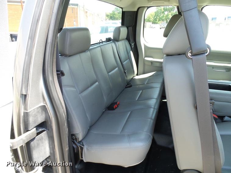 image for item DD5280 2013 Chevrolet Silverado 1500 Ext. Cab pickup truck