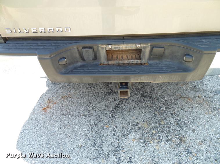 image for item DD5280 2013 Chevrolet Silverado 1500 Ext. Cab pickup truck