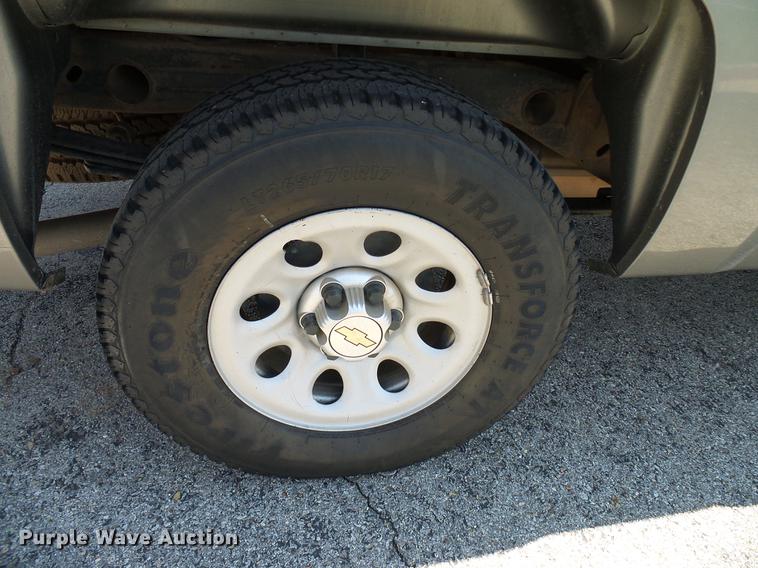 image for item DD5280 2013 Chevrolet Silverado 1500 Ext. Cab pickup truck