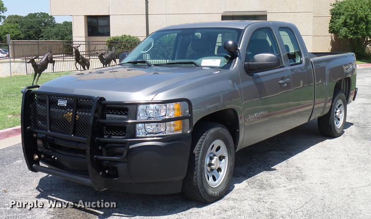 image for item DD5281 2013 Chevrolet Silverado 1500 Ext. Cab pickup truck