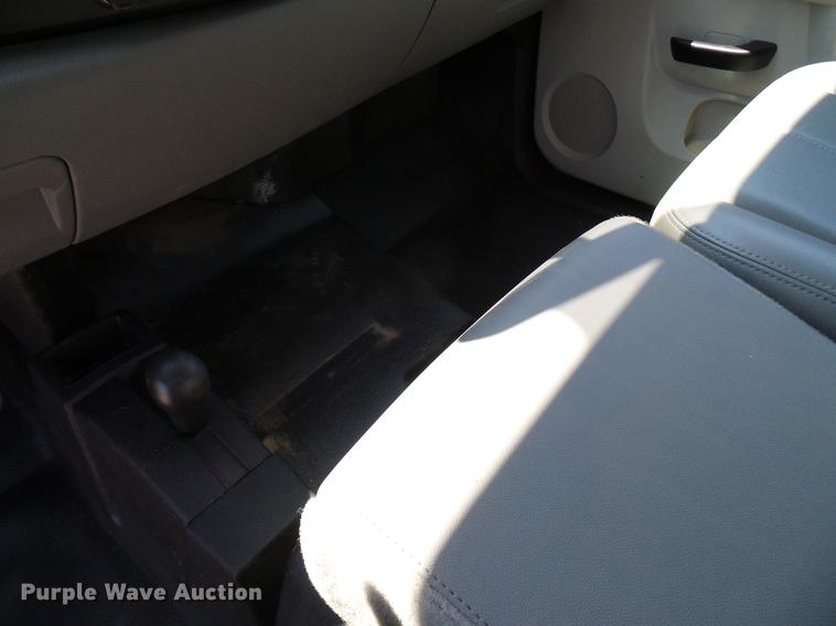 image for item DD5281 2013 Chevrolet Silverado 1500 Ext. Cab pickup truck