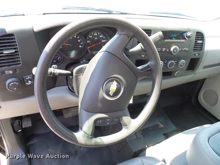 image for item DD5281 2013 Chevrolet Silverado 1500 Ext. Cab pickup truck