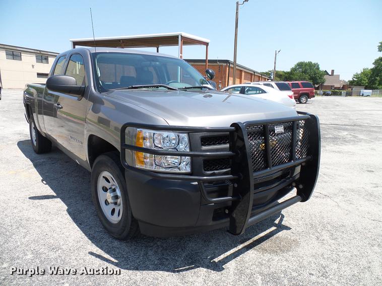 image for item DD5281 2013 Chevrolet Silverado 1500 Ext. Cab pickup truck