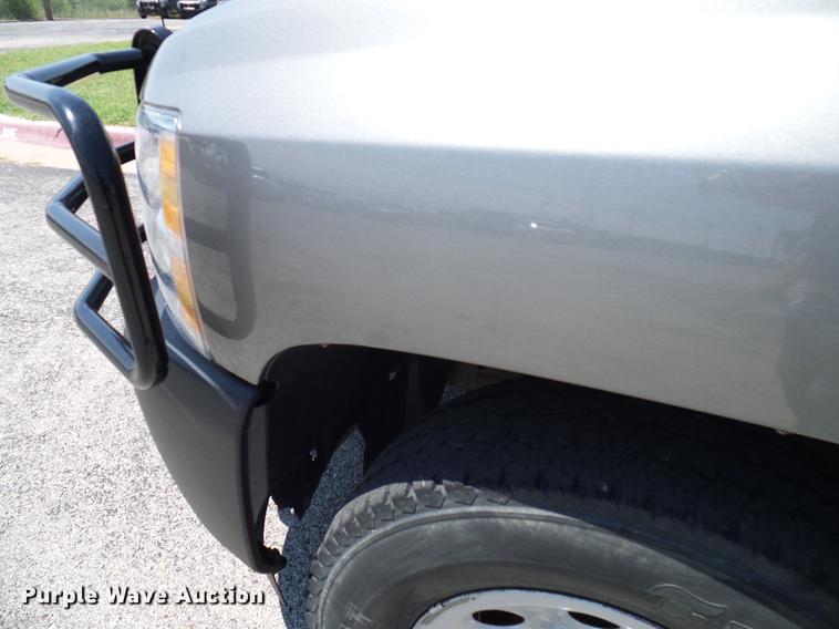 image for item DD5281 2013 Chevrolet Silverado 1500 Ext. Cab pickup truck