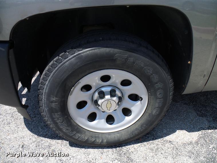 image for item DD5281 2013 Chevrolet Silverado 1500 Ext. Cab pickup truck