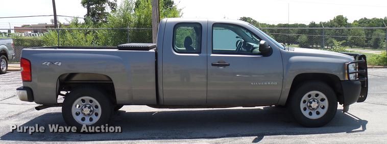 image for item DD5282 2012 Chevrolet Silverado 1500 Ext. Cab pickup truck
