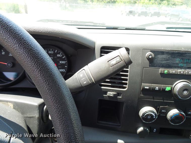 image for item DD5282 2012 Chevrolet Silverado 1500 Ext. Cab pickup truck