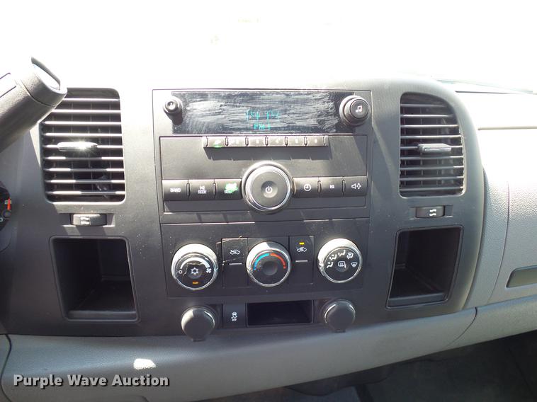 image for item DD5282 2012 Chevrolet Silverado 1500 Ext. Cab pickup truck