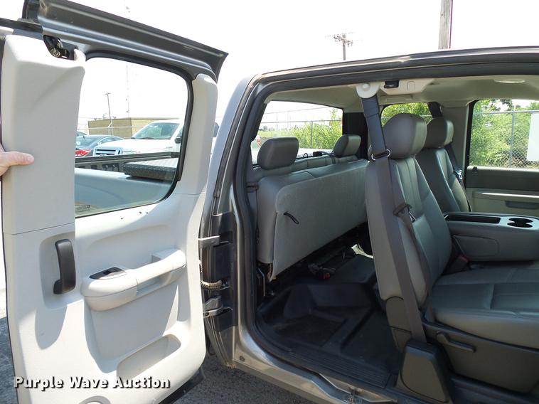 image for item DD5282 2012 Chevrolet Silverado 1500 Ext. Cab pickup truck