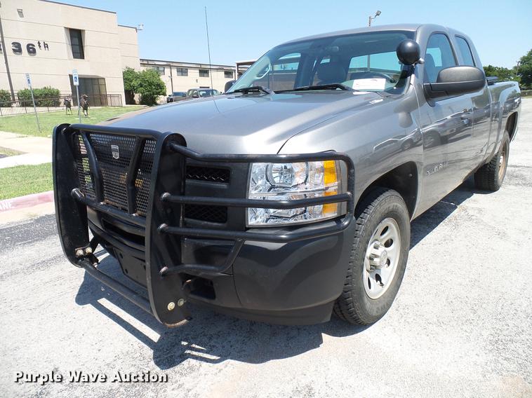 image for item DD5282 2012 Chevrolet Silverado 1500 Ext. Cab pickup truck