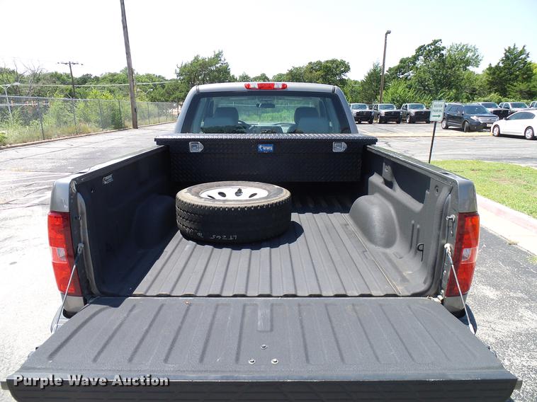 image for item DD5282 2012 Chevrolet Silverado 1500 Ext. Cab pickup truck