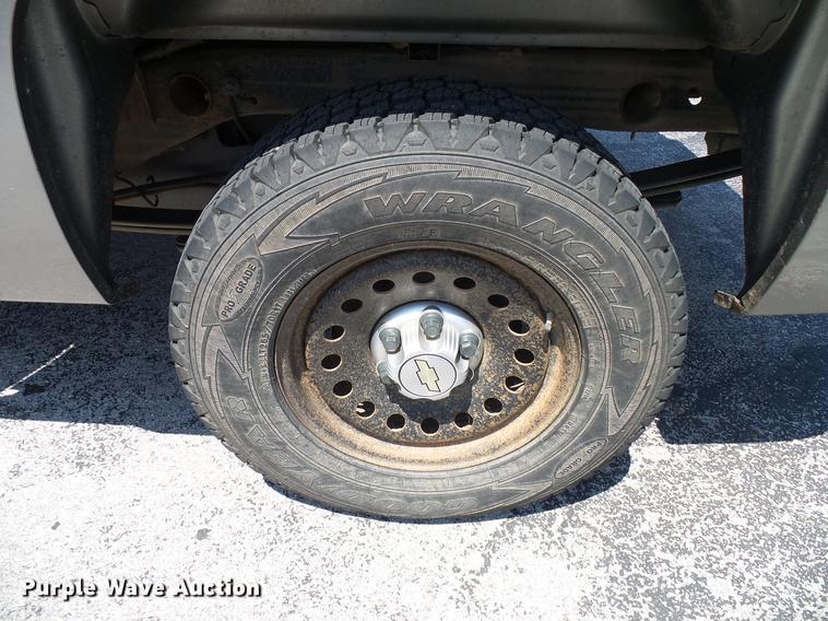 image for item DD5282 2012 Chevrolet Silverado 1500 Ext. Cab pickup truck