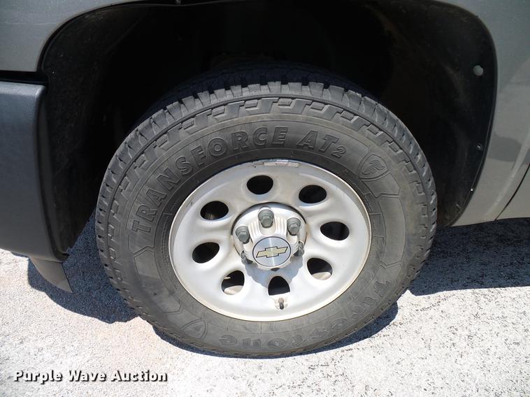 image for item DD5282 2012 Chevrolet Silverado 1500 Ext. Cab pickup truck