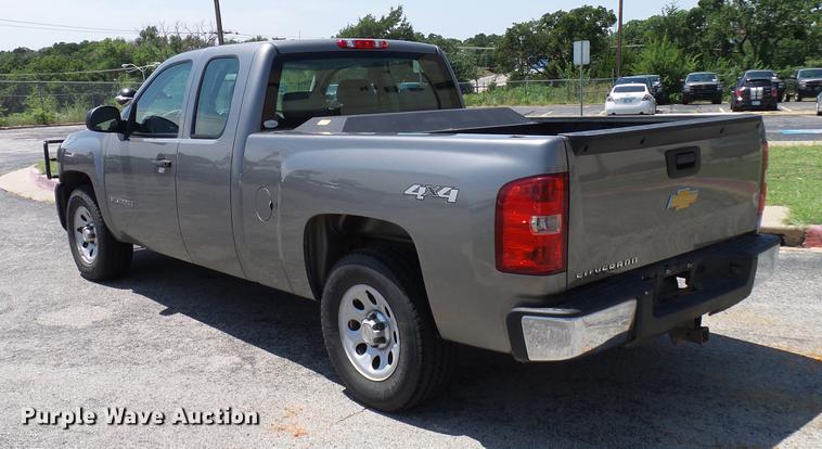 image for item DD5283 2013 Chevrolet Silverado 1500 Ext. Cab pickup truck