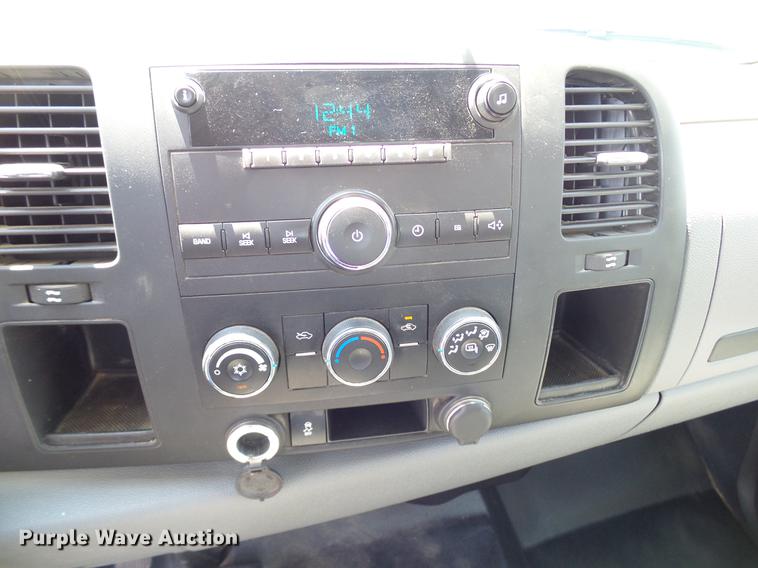 image for item DD5283 2013 Chevrolet Silverado 1500 Ext. Cab pickup truck