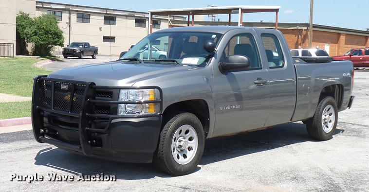 image for item DD5284 2013 Chevrolet Silverado 1500 Ext. Cab pickup truck