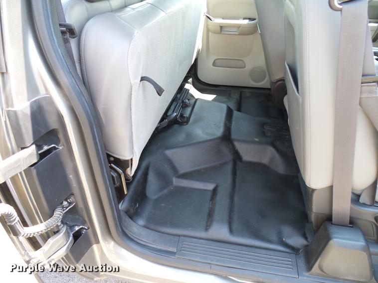 image for item DD5284 2013 Chevrolet Silverado 1500 Ext. Cab pickup truck