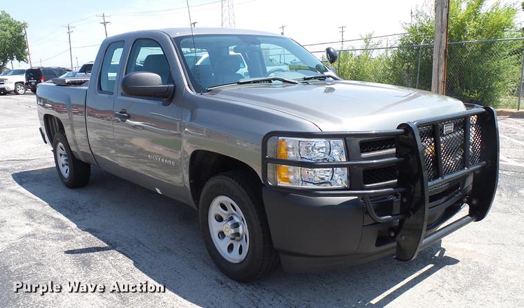 image for item DD5284 2013 Chevrolet Silverado 1500 Ext. Cab pickup truck