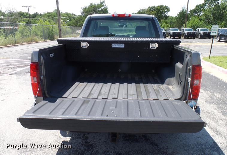 image for item DD5284 2013 Chevrolet Silverado 1500 Ext. Cab pickup truck
