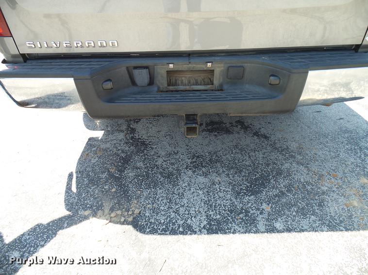 image for item DD5284 2013 Chevrolet Silverado 1500 Ext. Cab pickup truck