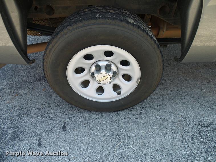 image for item DD5284 2013 Chevrolet Silverado 1500 Ext. Cab pickup truck