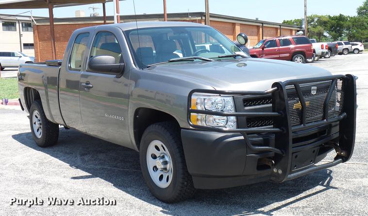 image for item DD5285 2012 Chevrolet Silverado 1500 Ext. Cab pickup truck