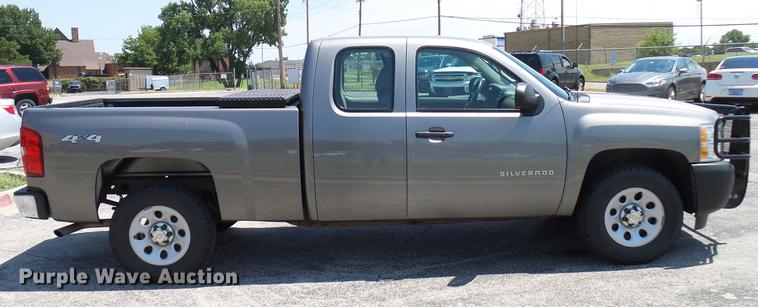 image for item DD5285 2012 Chevrolet Silverado 1500 Ext. Cab pickup truck