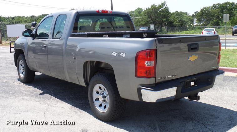 image for item DD5285 2012 Chevrolet Silverado 1500 Ext. Cab pickup truck