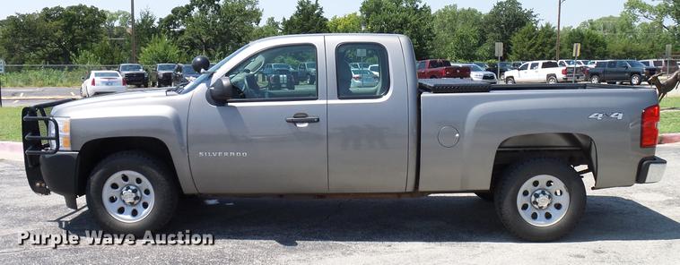 image for item DD5285 2012 Chevrolet Silverado 1500 Ext. Cab pickup truck