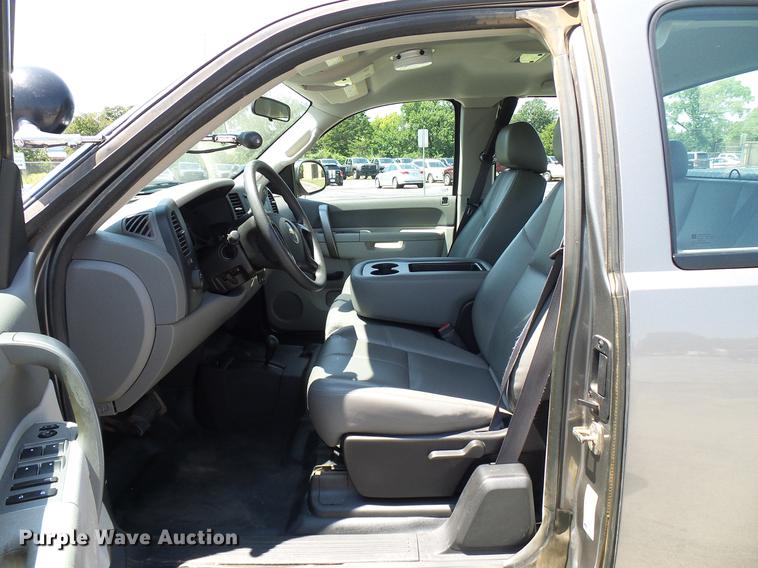 image for item DD5285 2012 Chevrolet Silverado 1500 Ext. Cab pickup truck