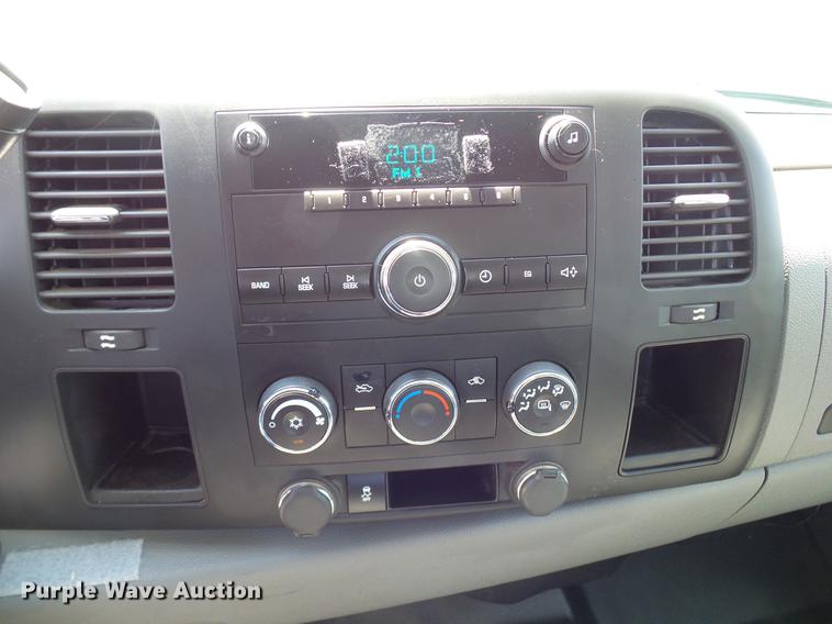 image for item DD5285 2012 Chevrolet Silverado 1500 Ext. Cab pickup truck