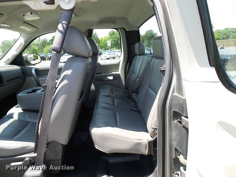image for item DD5285 2012 Chevrolet Silverado 1500 Ext. Cab pickup truck