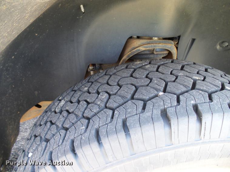 image for item DD5285 2012 Chevrolet Silverado 1500 Ext. Cab pickup truck