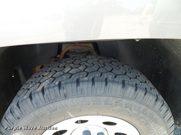 image for item DD5285 2012 Chevrolet Silverado 1500 Ext. Cab pickup truck