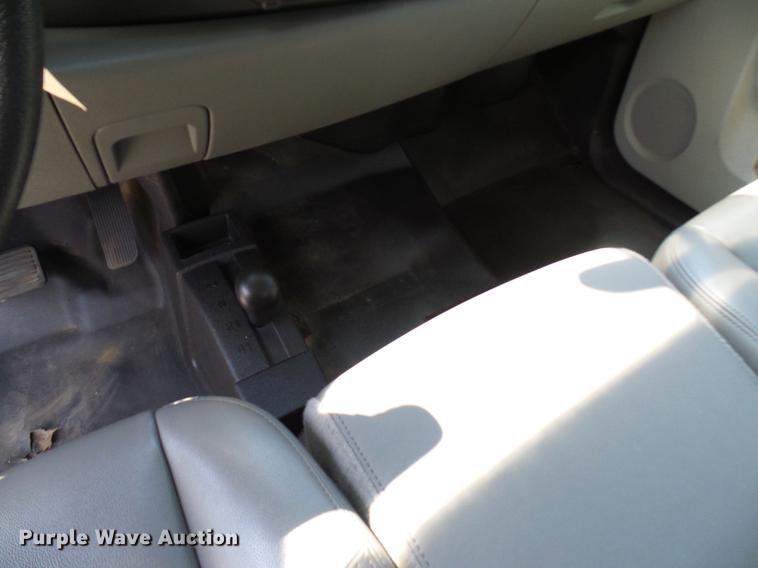 image for item DD5286 2013 Chevrolet Silverado 1500 Ext. Cab pickup truck