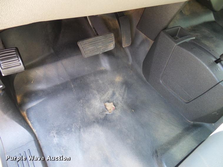 image for item DD5286 2013 Chevrolet Silverado 1500 Ext. Cab pickup truck